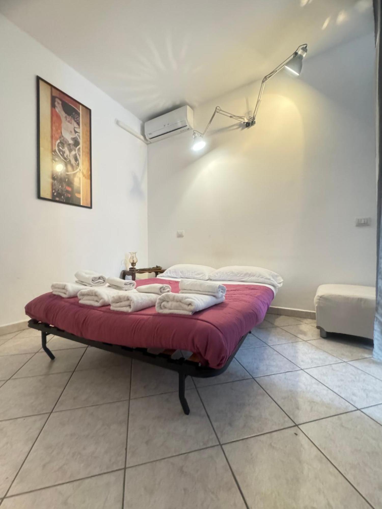 Sunny House Apartment Milan Exterior photo
